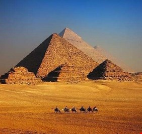 مخطوطات قديمة تكشف تفاصل مثيرة عن بناء الهرم الأكبر