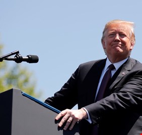 ترامب: آمل أننا لا نتجه إلى حرب مع إيران