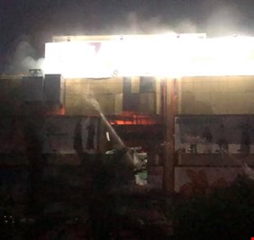 مهاجمة مول البشير2 في النجف بالقاذفات