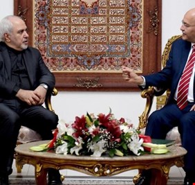 مصدر: ظريف أبلغ المسؤولين العراقيين بـ ’’لاءات ايران الثلاث’’ وأكد   انفتاحها على اية مساعٍ لوقف التصعيد