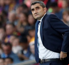 4 مرشحين لخلافة فالفيردي في برشلونة