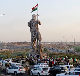 نائب كردي: بارزاني خطر على وضع كركوك والعلاقات مع بغداد