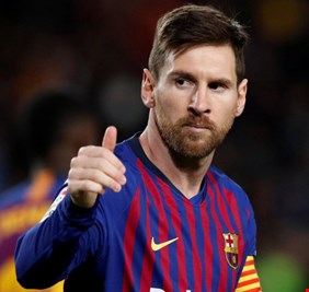 رونالدو: ميسي الأول في العالم وأحب مشاهدة محمد صلاح