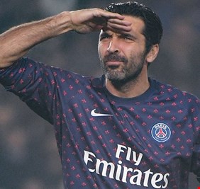 بوفون يرفض طلب أسطورة روما