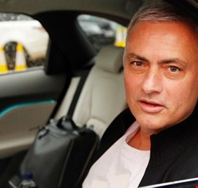 مورينيو يقترب من العودة للدوري الإنجليزي بفضل شيخ عربي