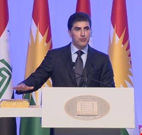 بمباركة مخزية من القوى السياسية العراقية .. عائلة البرزاني تنقل السلطة الى الجيل الثاني لمملكة كردستان !!