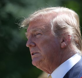 ترامب يؤكد جاهزيته لعقد مفاوضات مع إيران رغم الهجوم على ناقلتي النفط