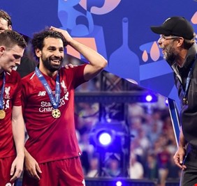 كلوب مستعد للتضحية بمحمد صلاح من أجل بيبي!