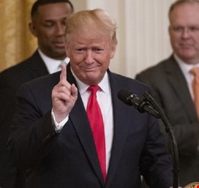 ترامب ينفي صحة تقارير 