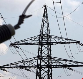 بعد فشل الوزير.. الكشف عن أصابع خفية وراء تراجع ساعات تجهيز الطاقة