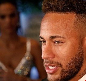 نيمار يعود لإثارة الجدل مجددا بصورة نشرها