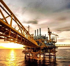 صعود أسعار النفط بفعل التوترات في الشرق الأوسط