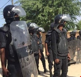 موريتانيا.. الأمن يداهم مقرات للمعارضة وانقطاع الإنترنت في عموم البلاد