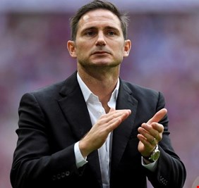 تشيلسي يحضر مراسم عودة فرانك لامبارد