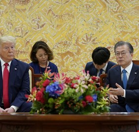 ترامب: سأذهب إلى المنطقة منزوعة السلاح لإلقاء التحية على زعيم كوريا الشمالية