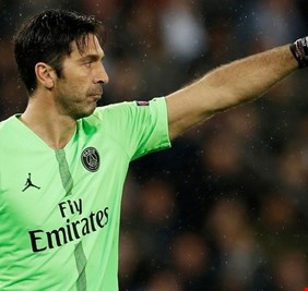 بوفون يوافق على الانضمام ليوفنتوس