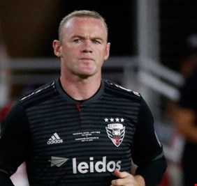 روني يصدم فيرجسون بخيار مفاجئ