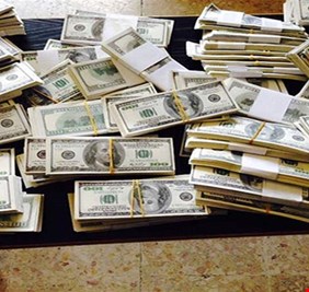 المركزي للاحصاء: الدولار المباع في مزاد العملة بلغ ما يقارب من 4 مليارات