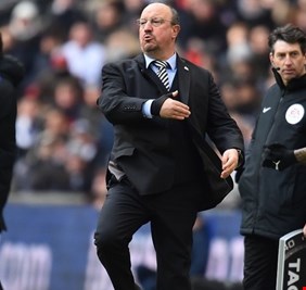 الإسباني بينيتيز يبدأ تجربة تدريبية في الصين