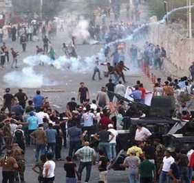 نائب  شرارة تظاهرات البصرة لا يمكن اطفاؤها وقد تشعل العراق بأكمله