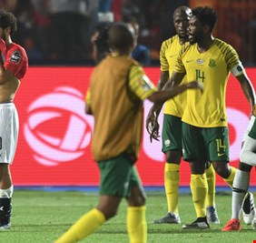 جنوب إفريقيا تطيح بمصر وتبلغ ربع نهائي كأس أمم إفريقيا