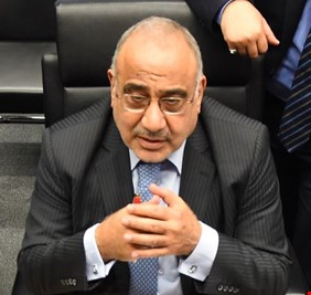 نائبة تشدد على ضرورة استجواب عبد المهدي