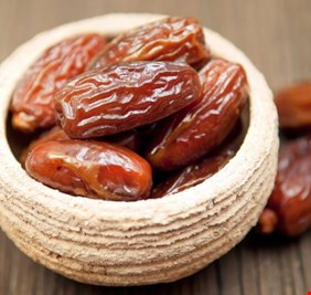 ماذا يحصل للجسم عند تناول التمور يوميا