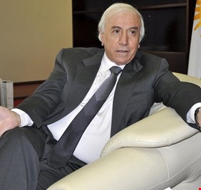 وزير كردي يهاجم بارزاني: تعيينك لهورامي جاء لخوفك من ’’فضيحة’’.. اين   ذهبت الـ 30 مليار دولار !