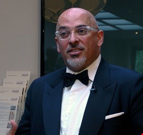 نيجيرفان بارزاني يُهنيء صديقه البغدادي في حكومة لندن.. من هو ناظم زهاوي؟