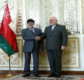 تسريبات تتحدث عن رسالتين هامتين من واشنطن ولندن إلى طهران عبر مسقط