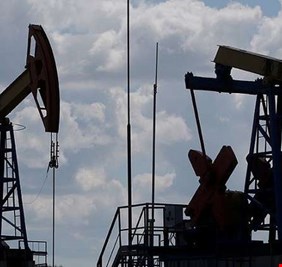 هبوط أسعار النفط بفعل المخاوف الاقتصادية