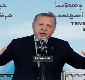 تل أبيب: أقارب أردوغان يجنون أرباحا كبيرة من صفقات مالية وتجارية مع إسرائيل