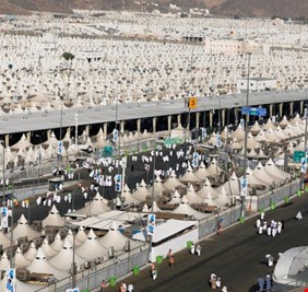 مسؤول عراقي كبير يطلق ستة صواريخ على خصومه من موقع الحجاج بالسعودية