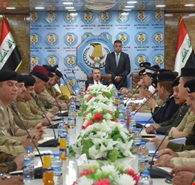 بعد الموصل.. “الياسري” يصل إلى قاعدة الإمام علي الجوية في ذي قار