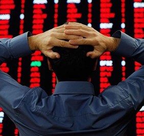 التايمز تحذر: العالم على شفا كساد اقتصادي وشيك