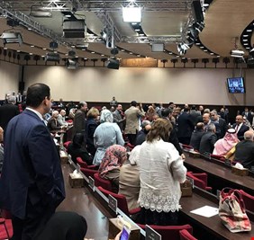 ازمة سياسية تهدد البيت السني والخلاف يتصاعد بين الحل والقرار