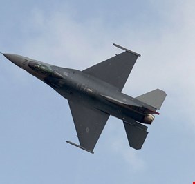 خبير اسرائيلي يكشف حقائق جديدة عن ضرب العراق جواً .. هذا هو دور السعودية