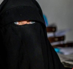 قصة فتاة كردية استدرجها “روميو داعش”.. كيف هربت كلثوم من زوجها إلى “أبي يحيى”؟