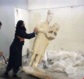 محطم آثار الموصل يروي قصته للقضاء: نقبنا في ركام “شيت وجرجيس” مقابل “ثمن بخس”!