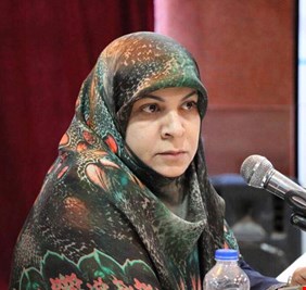 بعد تصريح لها اتهم بارزاني باثارة الفتن.. عضو بالديمقراطي يشن هجوماً   على حنان الفتلاوي