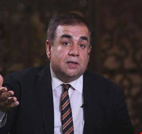 وزير اسبق: الكويت تسرق مغانم جديدة في العراق وزعماء الاحزاب لايرغبون بزعلها