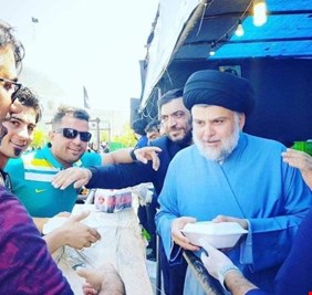 بعد “تغريدة الوداع”.. الصدر يظهر في موكب عاشورائي بمدينة قم