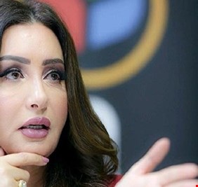 لطيفة تفضح محاولة تجسس عليها!