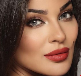 نادين نسيب نجيم تعلن إنفصالها رسمياً عن زوجها
