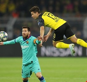 هوميلز: ميسي كاد أن يجعلنا أغبياء