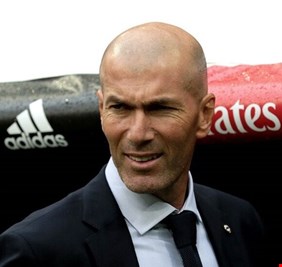 تقارير: رئيس ريال مدريد يعثر على خليفة زيدان