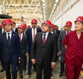 الأعرجي يحذر عبدالمهدي من أيام صعبة: هذا ما ينتظره بعد العودة من الصين!