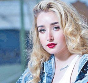 الفنانة المصرية هنا الزاهد تحت المراقبة بعد تدهور صحتها بشكل مفاجئ