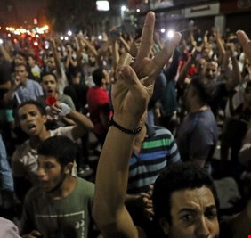 النائب العام في مصر يأمر باجراء تحقيقات موسعة في وقائع التحريض على التظاهر