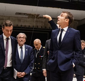 تركيا تشبه ماكرون بـ